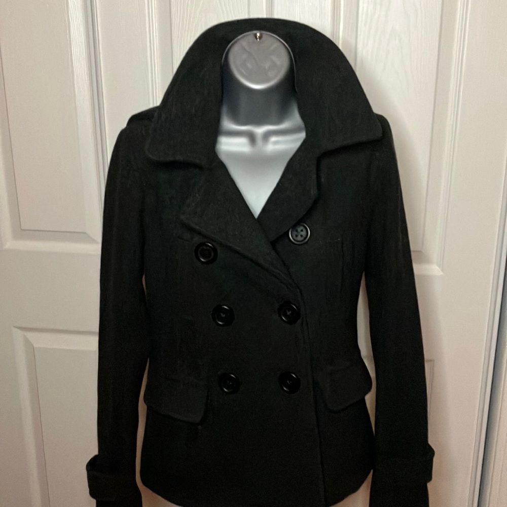 Women’s American Eagle Outfitters black Pea coat with detachable hood. Size S/P